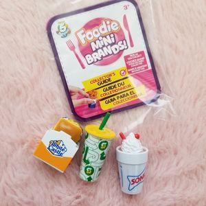 5 surprise foodie mini brands